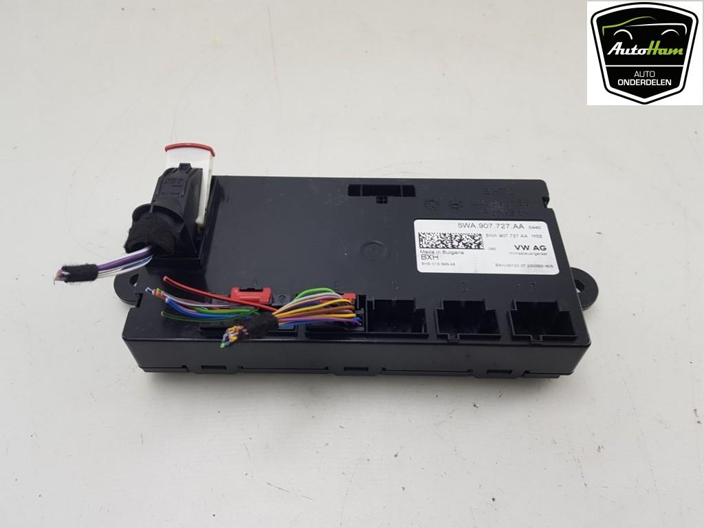 COMPUTER KACHEL Volkswagen Caddy Cargo V (SBA / SBH), Gebruikt, Volkswagen