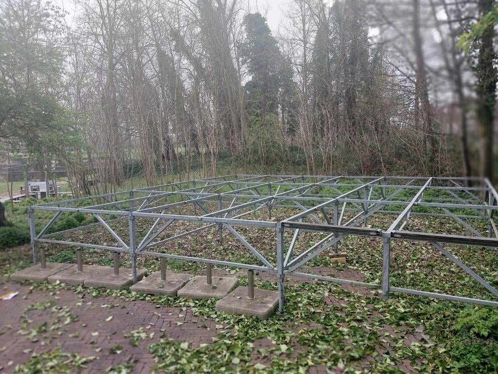 TAT demonteerbaar podium 80m², Doe-het-zelf en Bouw, Ophalen