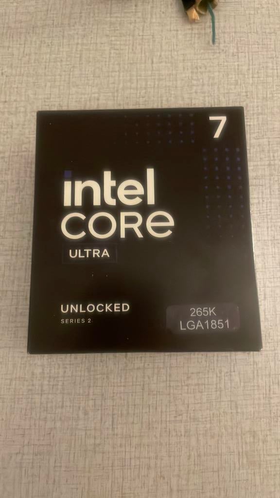 Intel Core Ultra 7, Computers en Software, Processors, Ophalen, Nieuw