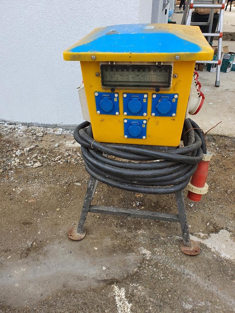 Werfkast 63A zwaar prof. Werfkast, elektriciteit kast,, Doe-het-zelf en Bouw, Ophalen, Zo goed als nieuw, Overige typen