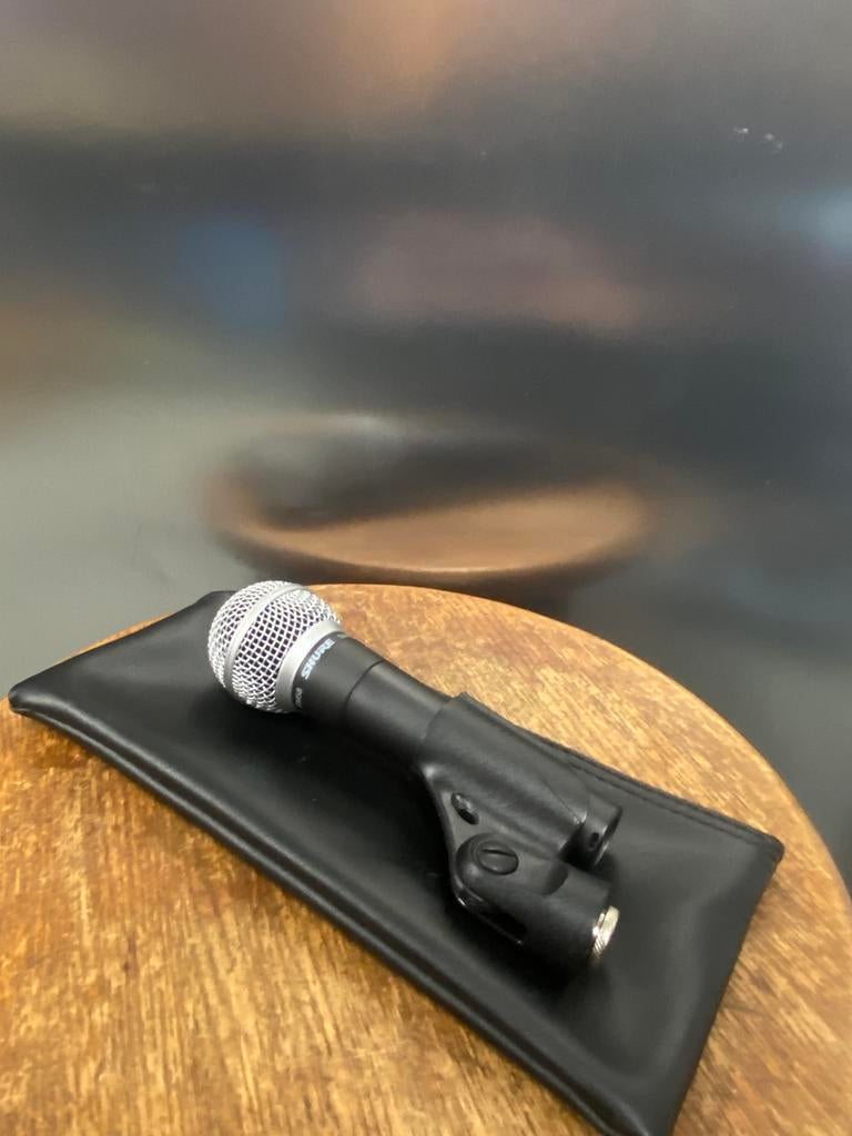 SHURE SM58 (6 AVAILABLE), Muziek en Instrumenten, Ophalen, Zo goed als nieuw