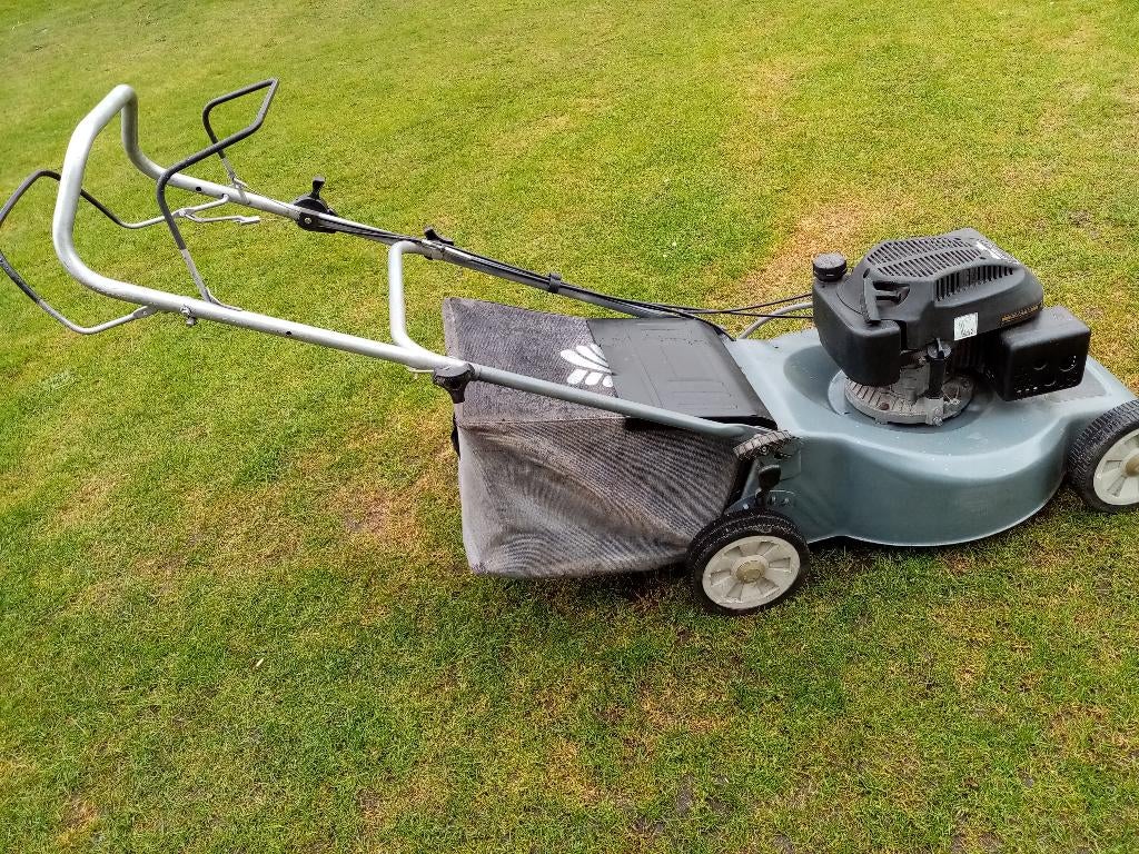 Worth  grasmaaier, zelftrekker., Tuin en Terras, Ophalen, Gebruikt, 50 cm of meer, Opvangbak