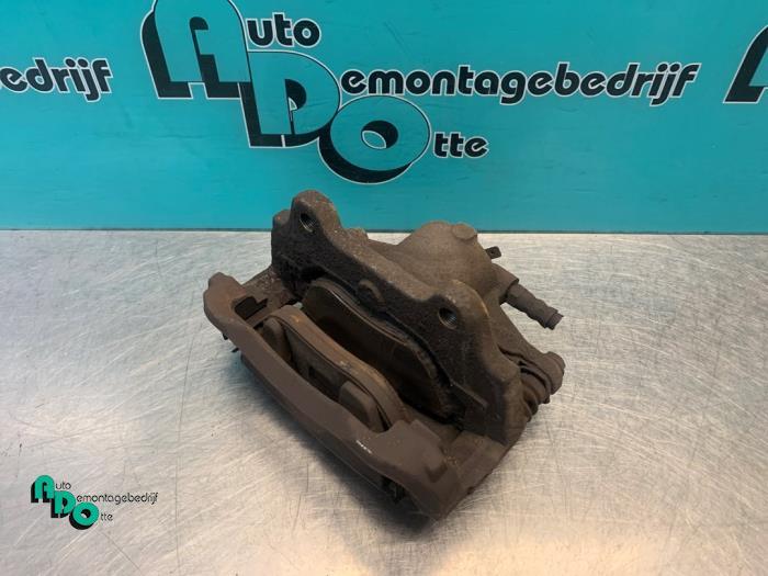 Remklauw (Tang) rechts-voor van een Fiat Punto Evo (Punto Ev, Gebruikt, -, -, Ophalen of Verzenden