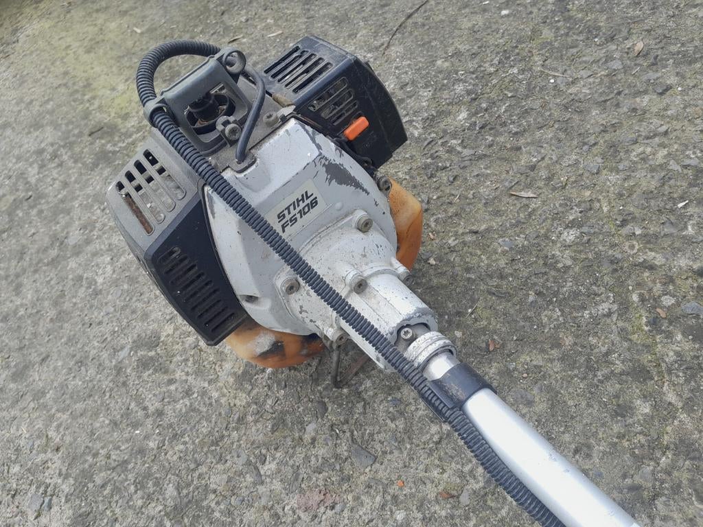 Débroussailleuse Stihl Fs106 - fonctionne mais nécessite une, Jardin & Terrasse, Enlèvement