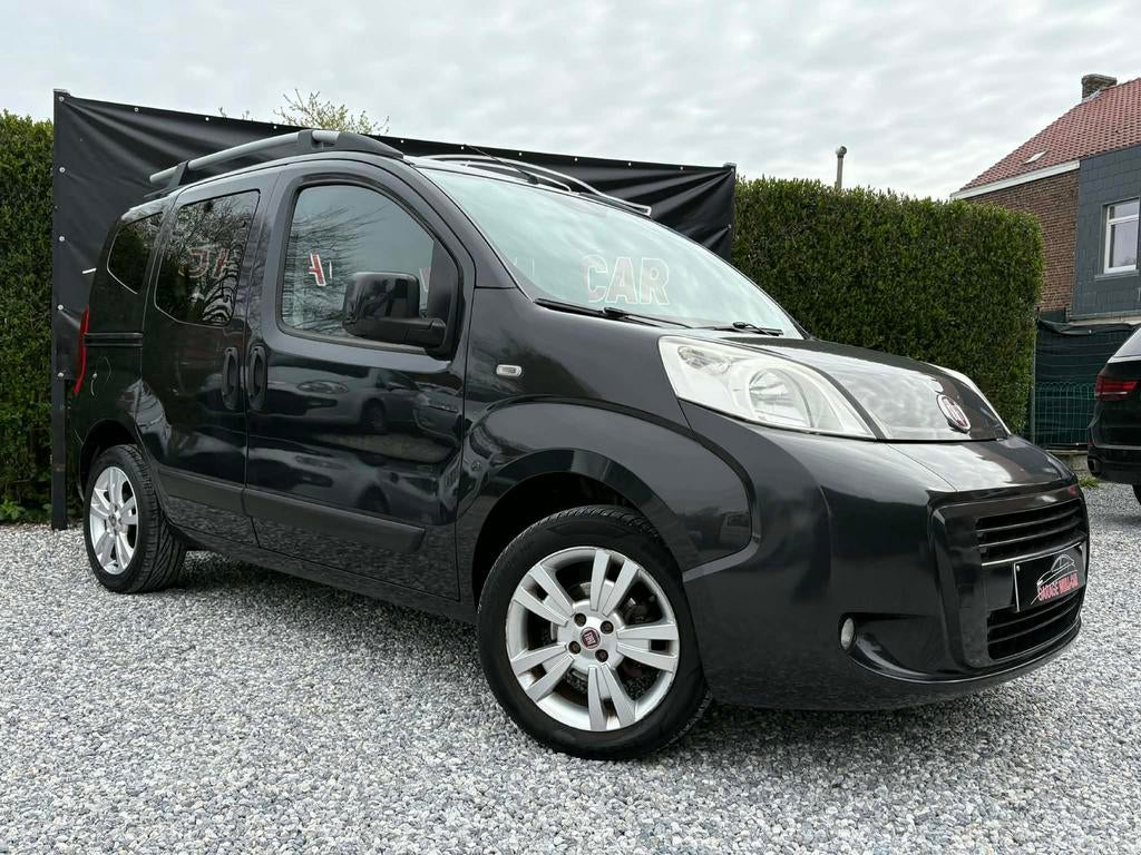 Fiat Qubo 1.4i 110.000km Clim/Pdc/Att Rem...Garantie 1an!, Autos, Fiat, Euro 5, Achat, Entreprise, Boîte manuelle