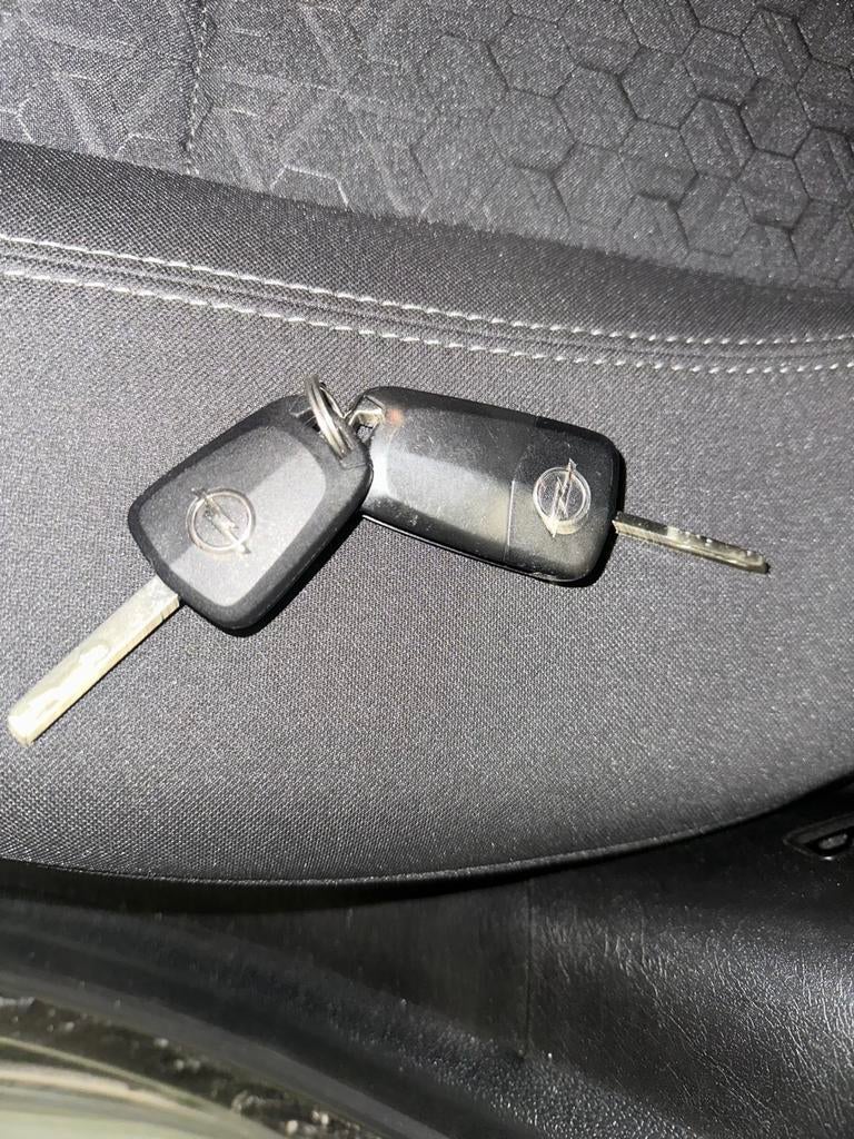 Opel Meriva 1.4 Benzine – 2008 – 122.000 km, Auto's, Euro 5, Stof, Zwart, Handgeschakeld