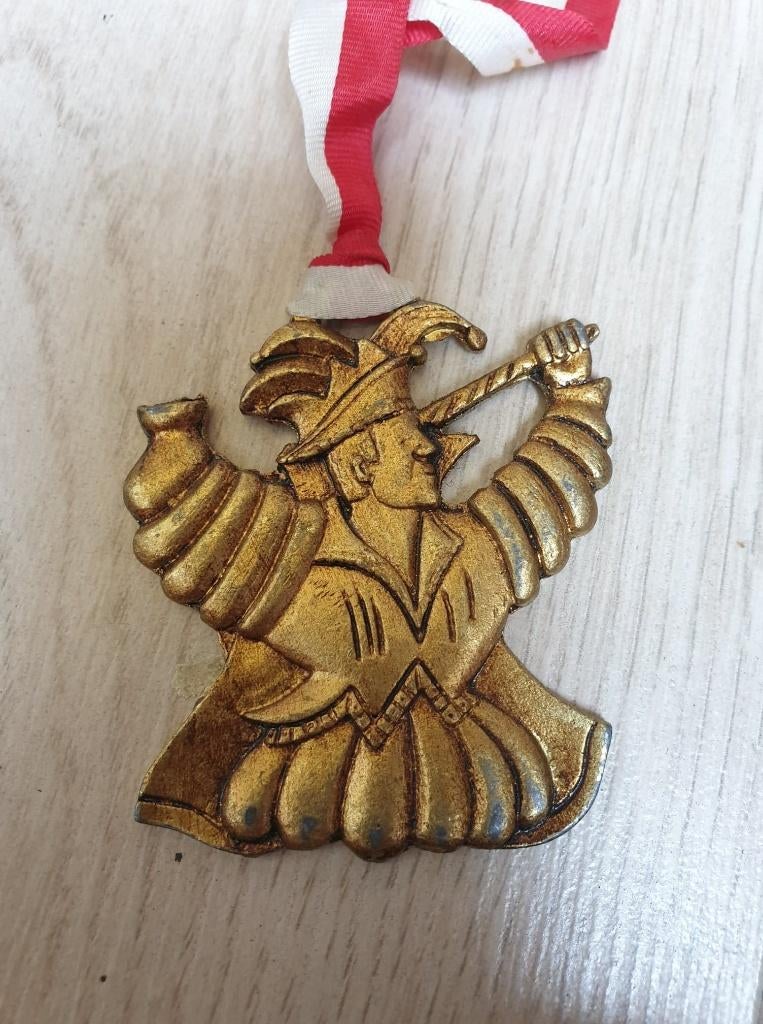 Carnaval Aalst medaille Arend prins Geert I 1987, Postzegels en Munten, Penningen en Medailles, Ophalen of Verzenden