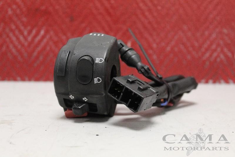 COMMUTATEUR GAUCHE Triumph, Motos, Dhr. S. di Majo, Utilisé, Info@cama-motorparts.nl, P.J. Troelstraweg 8 8
3144 CX  MAASSLUIS, NL