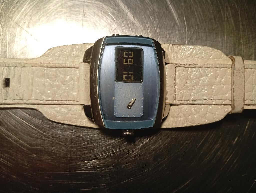 Montre Fossil JR 9634 dup display rare, Bijoux, Sacs & Beauté, Enlèvement, Acier, Cuir, Fossil