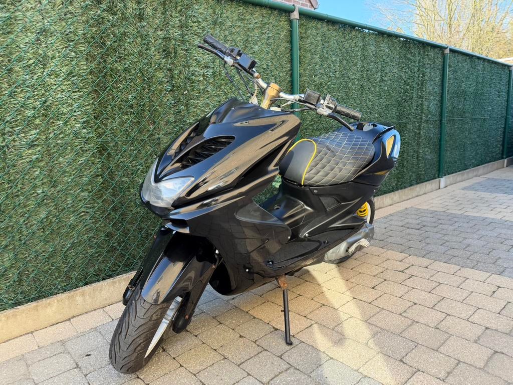 Yamaha aerox b, Fietsen en Brommers, Scooters | Yamaha, Ophalen, Zo goed als nieuw, Aerox