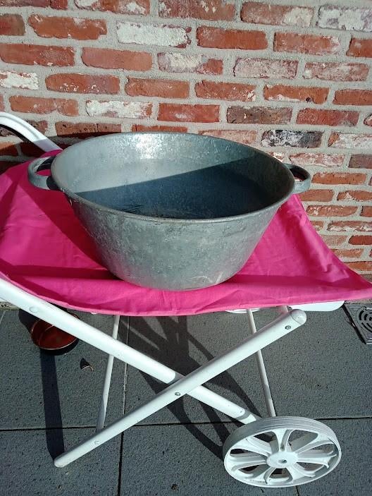 zinken kuipje of teil 20€., Enlèvement