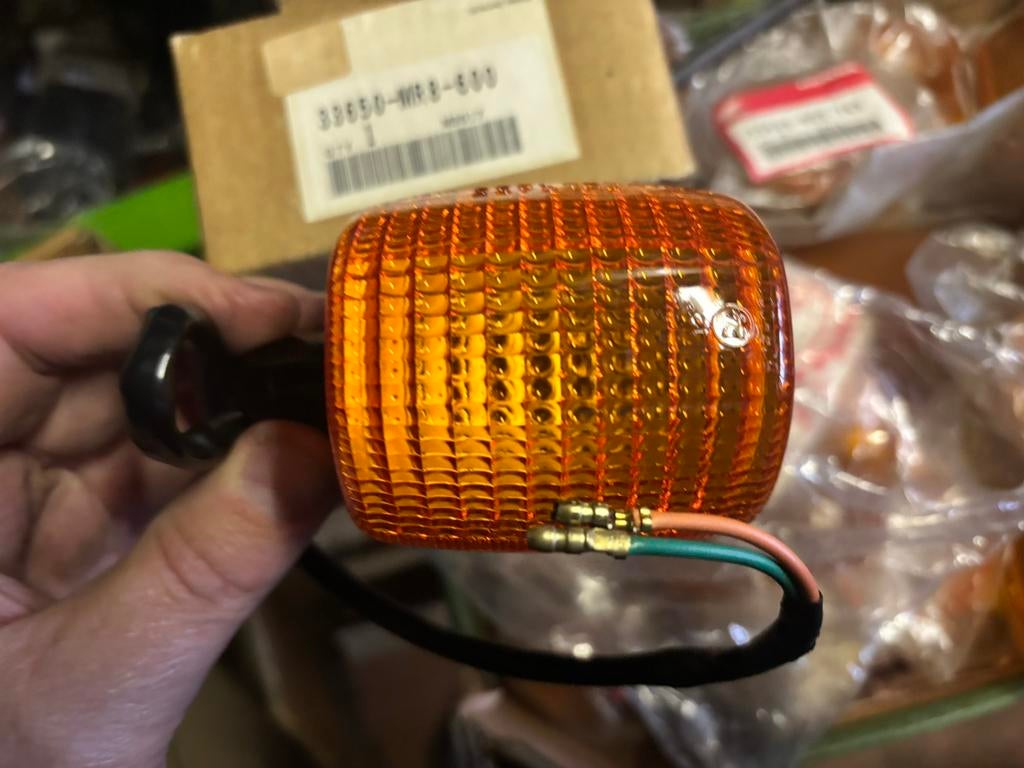 Clignotant AG Complete Honda Fire Blade, Enlèvement ou Envoi, Neuf