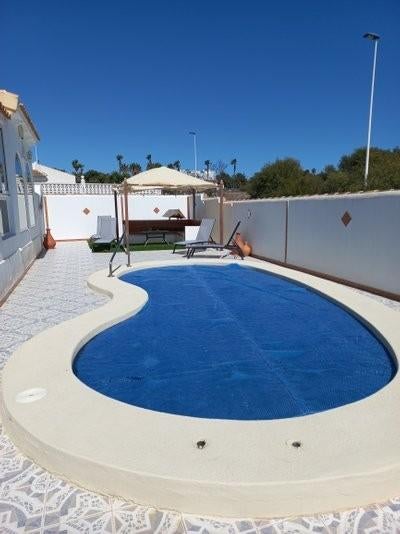 Libre dernière semaine d'août et première semaine septembre., Lave-vaisselle, 2 chambres, Ville