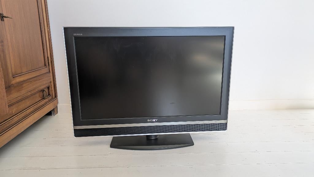 Téléviseur Sony Bravia/grand écran — 31 pouces — 20€, TV, Hi-fi & Vidéo, 50 Hz, 60 à 80 cm, Enlèvement, Utilisé