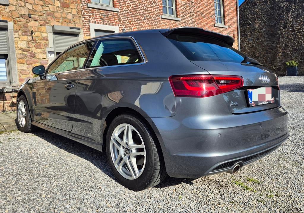 Audi a3 8v Sline kit, Bluetooth, Euro 6, 1600 cc, Particulier