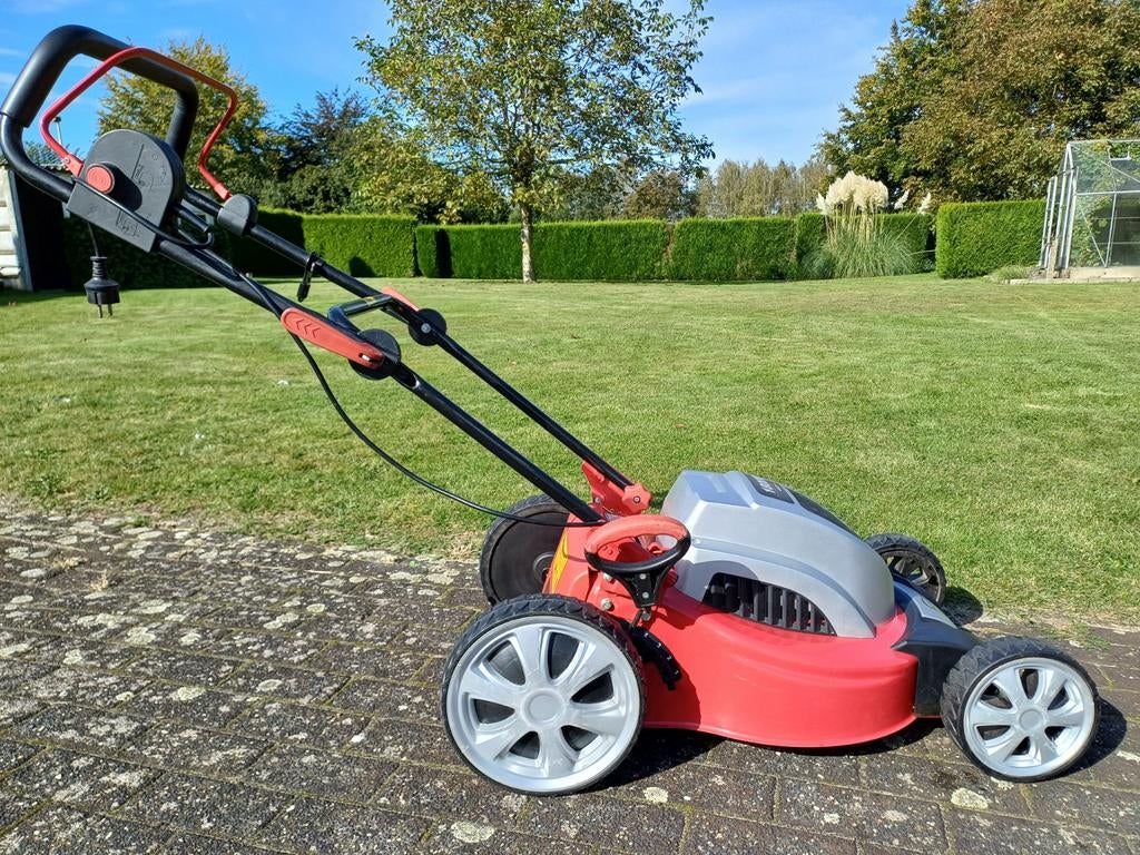 Elektrische grasmaaier HVC zo goed als nieuw, Tuin en Terras, Ophalen, Elektrische grasmaaier, Opvangbak