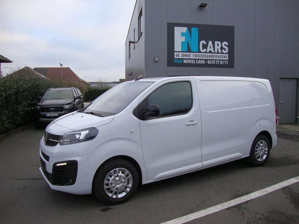 Opel Vivaro 120pk, L2, 3 pl, navi, camera, 17.273+btw, 2022, 4 deurs, Stof, Euro 6, 4 cilinders
