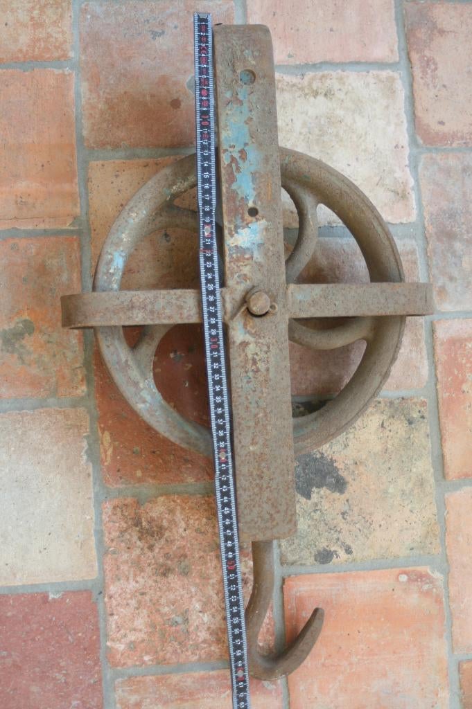 2 x industriële gietijzeren / ijzeren katrol (60cm), Ophalen