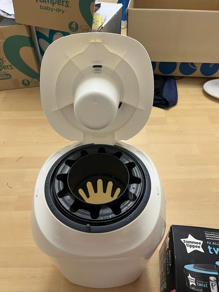 Luieremmer plus nieuwe vullingen, Kinderen en Baby's, Badjes en Verzorging, Ophalen, Zo goed als nieuw, Luieremmer