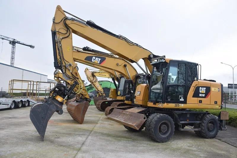 Caterpillar M316F (année de construction 2018), Articles professionnels, Excavatrice