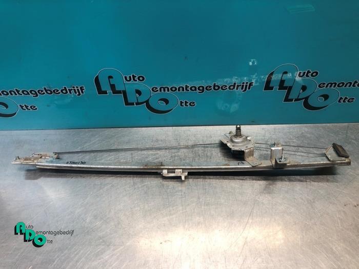 Ruitmechaniek 2Deurs rechts-voor van een Fiat Ducato (Ducato, Auto-onderdelen, Ruiten en Toebehoren, Fiat, Gebruikt, 3 maanden garantie