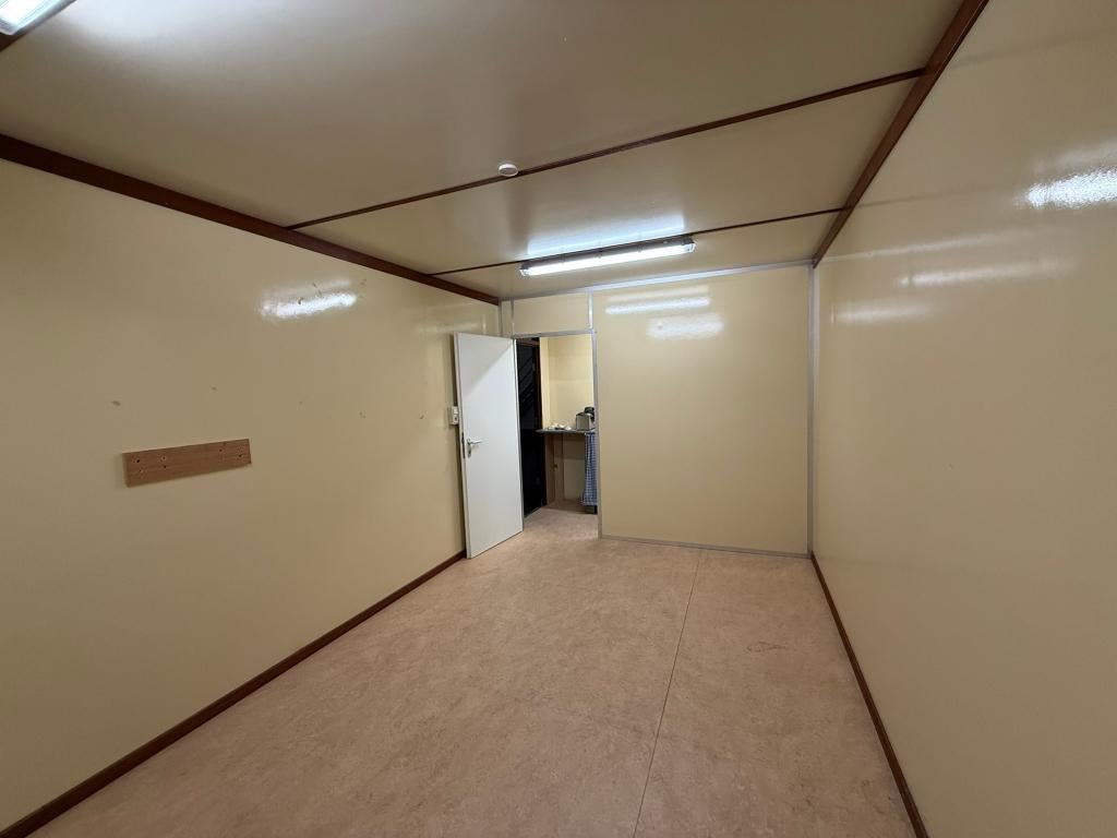 Bureelcontainer 6x3m – TOPSTAAT (altijd binnen gestaan), Zakelijke goederen, Machines en Bouw | Keten en Containers, Ophalen