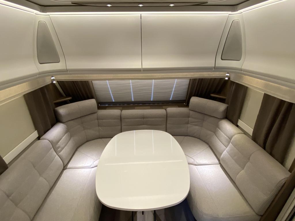 Kabe Smaragd 520 XL, Rondzit, Kachel, Bedrijf, Kabe