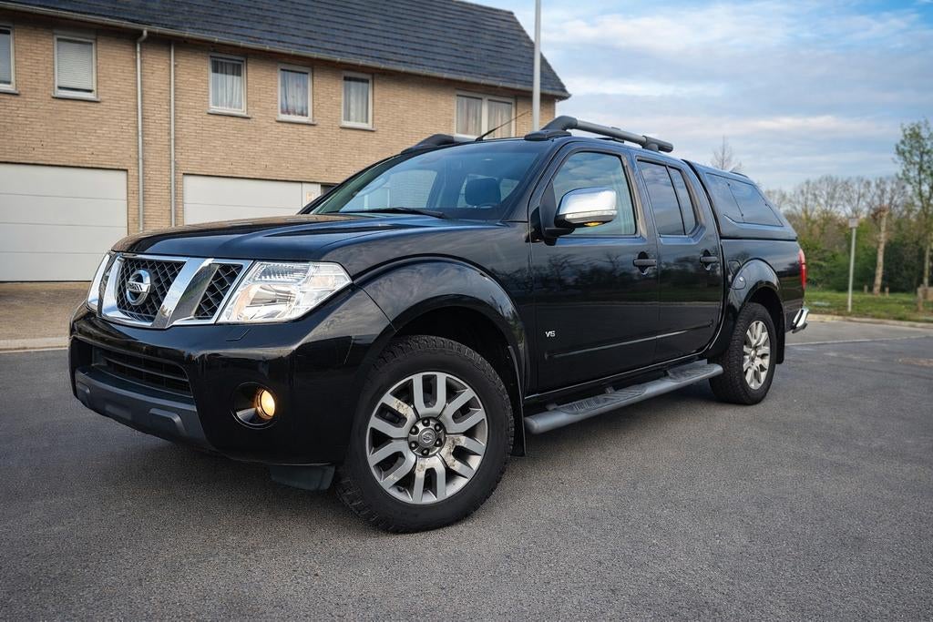 Nissan Navara Sport Adventure Lichte vracht, Automaat, Zwart, Elektrische ramen, Zwart