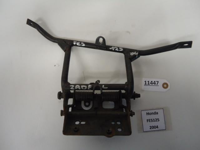 FES125 Pantheon 1997 - 2006 Honda Beugel D1-11471, Motoren, Onderdelen | Honda