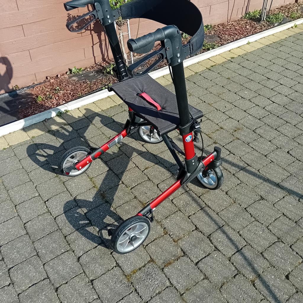 rollator, Diversen, Ophalen, Opvouwbaar, Zo goed als nieuw