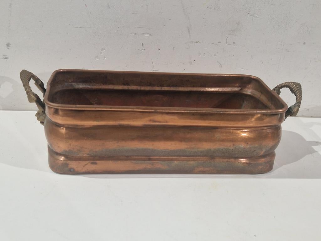 Koperen art deco antieke bloembak met houder in leeuwkop, Minder dan 30 cm, Minder dan 60 cm, Ophalen of Verzenden, Zo goed als nieuw