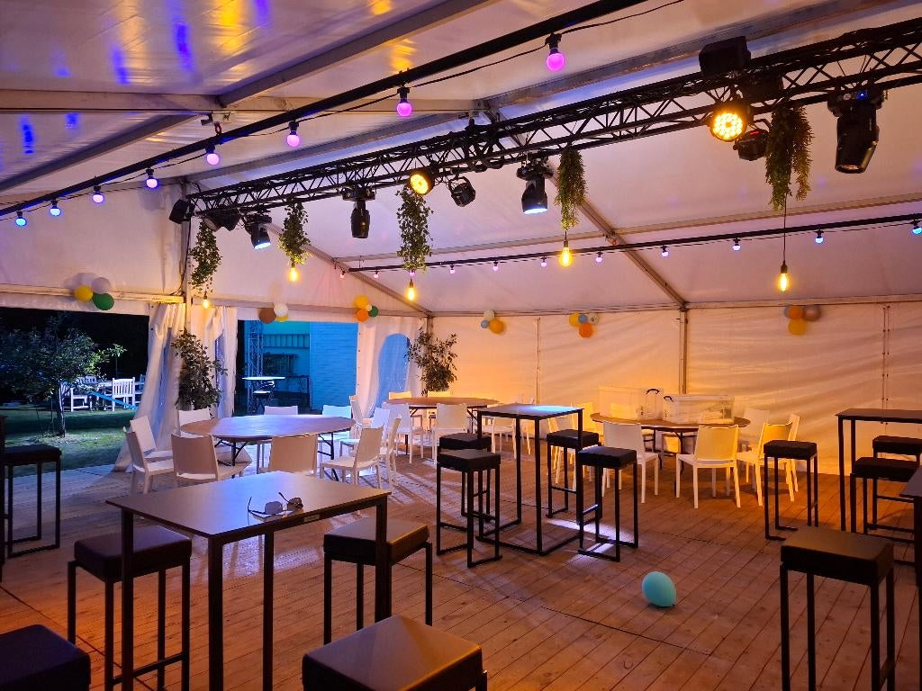 Verhuur van kadertent 10x10 meter of 10x15 meter, Ophalen, Gebruikt