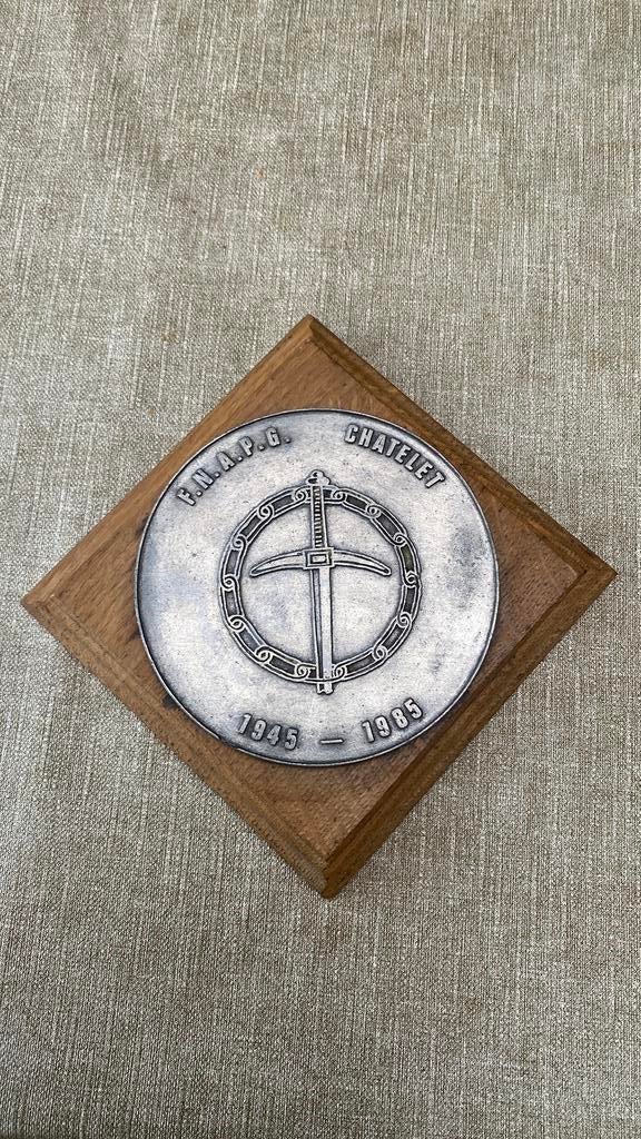 Plaque commémorative Belge 40-45, Collections, Enlèvement ou Envoi