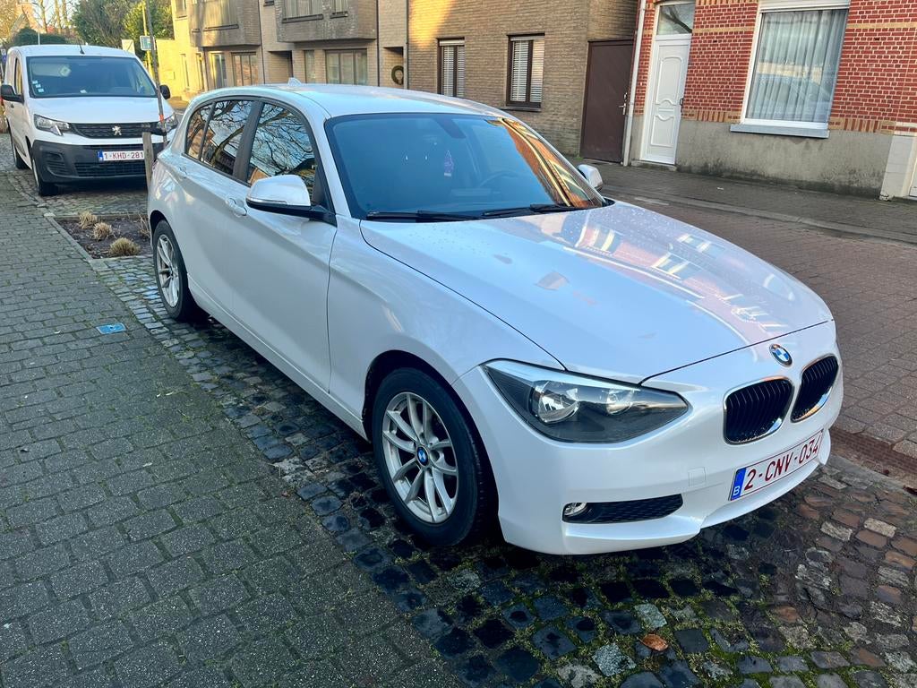 Bmw 1 serie 116d 2014, Auto's, Euro 5, Zwart, Wit, 5 deurs