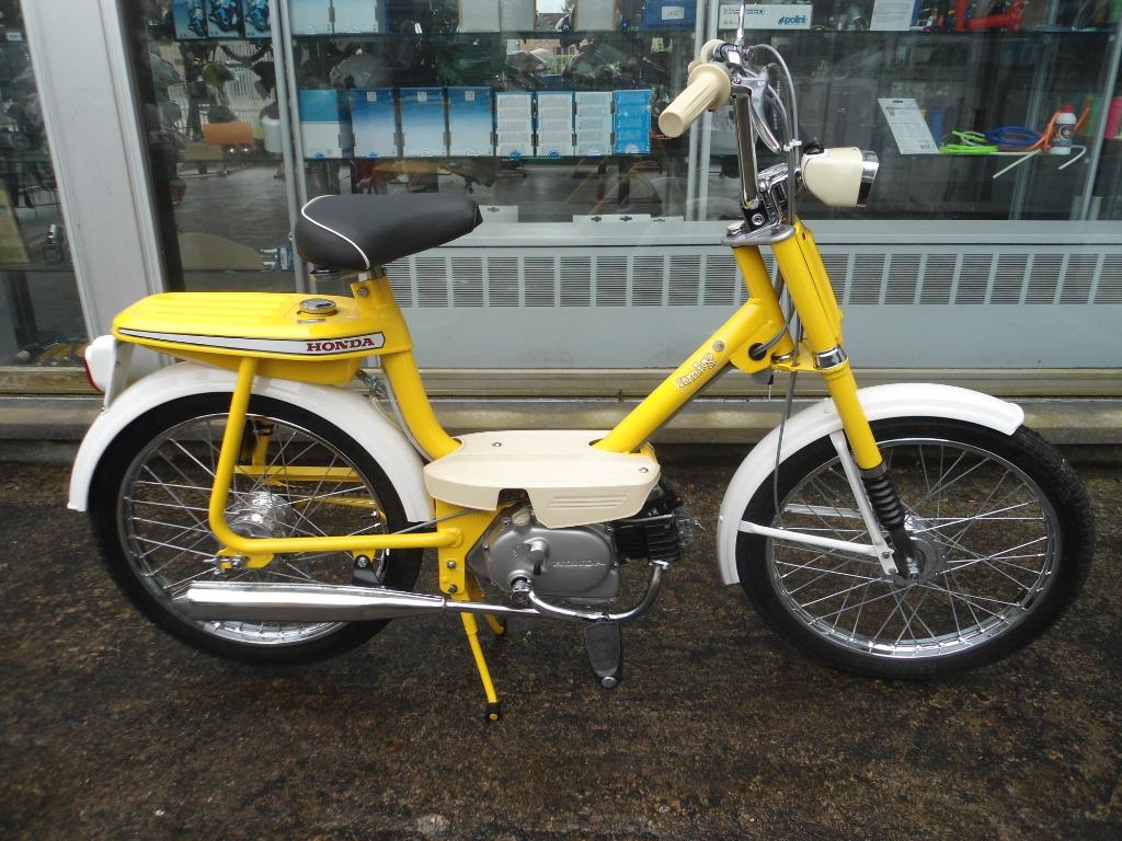 Honda camino amigo novio : velg 1.20-17 met 36 gaten, Fietsen en Brommers, Brommeronderdelen | Algemeen, Ophalen, Nieuw, Overige typen