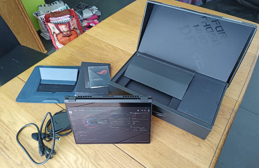 Asus Rog Flow X13 GV301, Informatique & Logiciels, 13 pouces, ASUS, Avec écran tactile, 512 GB