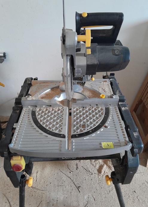 Scie à onglet à table, Moins de 30 mm, Enlèvement, Utilisé, Power plus