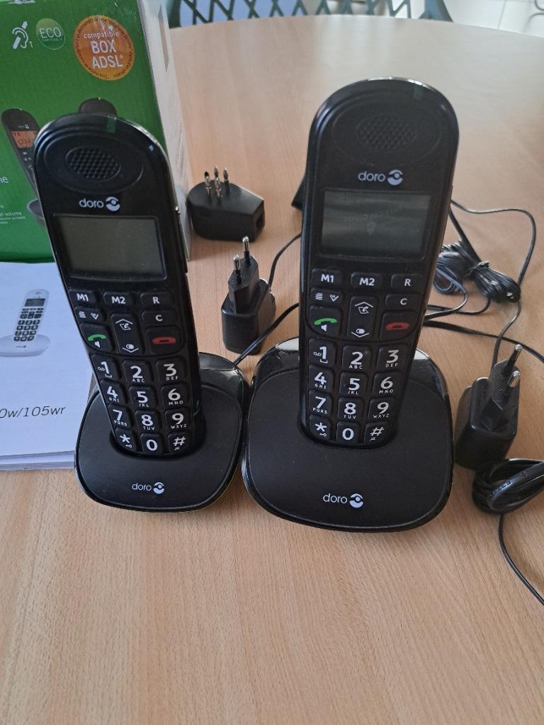 Draadloze telefoons Doro : set  van 2, Telecommunicatie, Vaste telefoons | Handsets en Draadloos, Ophalen, Gebruikt, 2 handsets