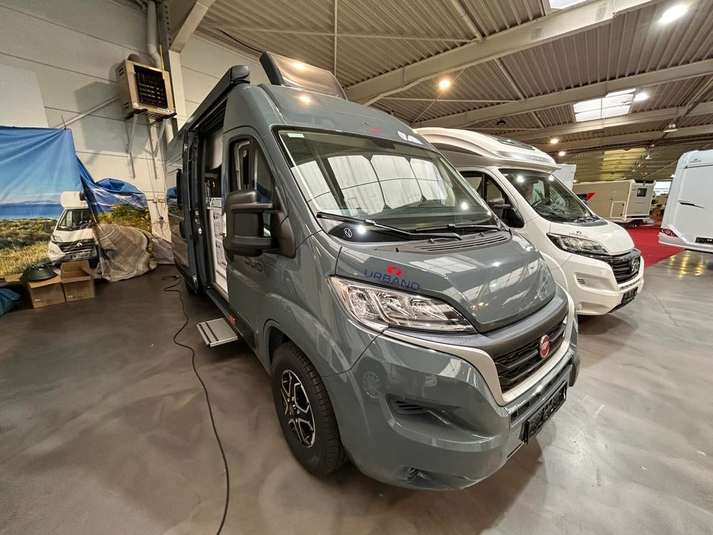 Livingstone Duo, Caravans en Kamperen, Mobilhomes, Automaat, Bedrijf, Diesel, Fiat