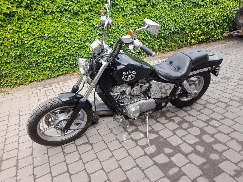 Honda chadow 1100