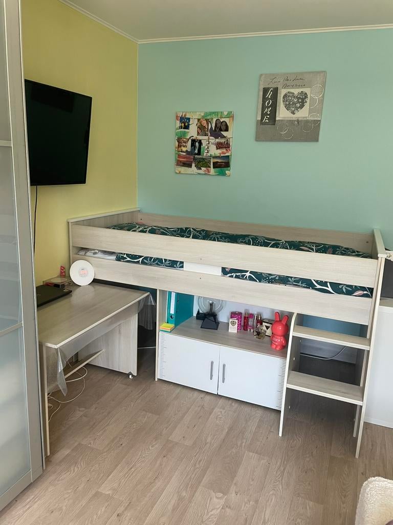 Stapelbed met uitschuifbaar bureau, Ophalen, Gebruikt, Halfhoogslaper