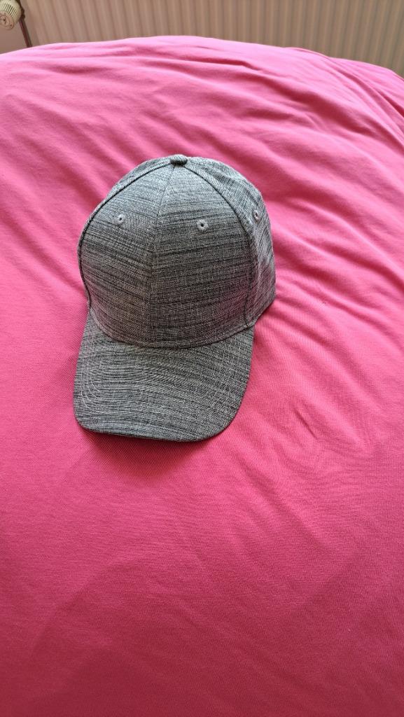 13 chapeaux casquettes gants, Enlèvement ou Envoi, Casquette