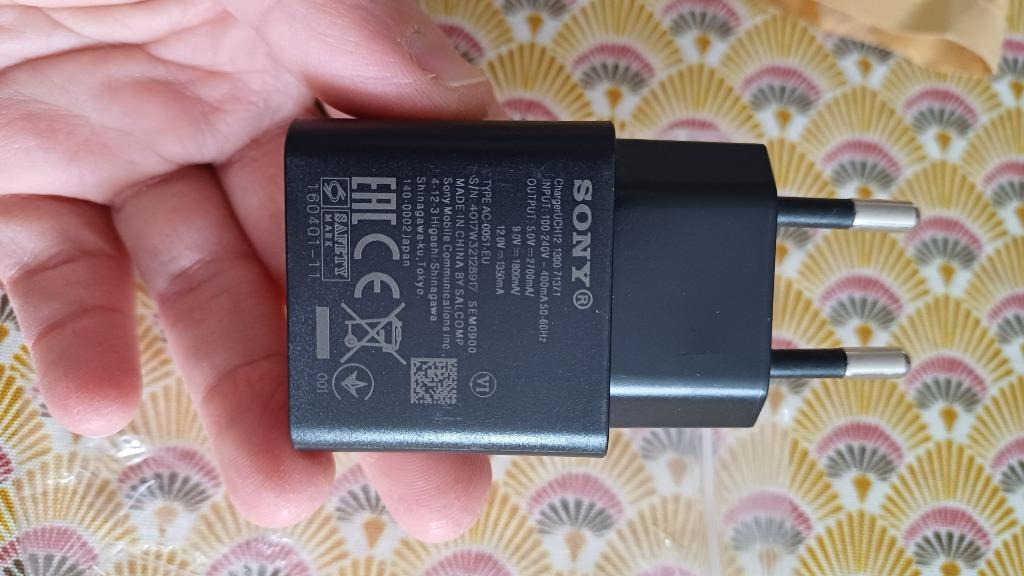 Chargeur GSM SONY UCH 12, Enlèvement ou Envoi, Neuf