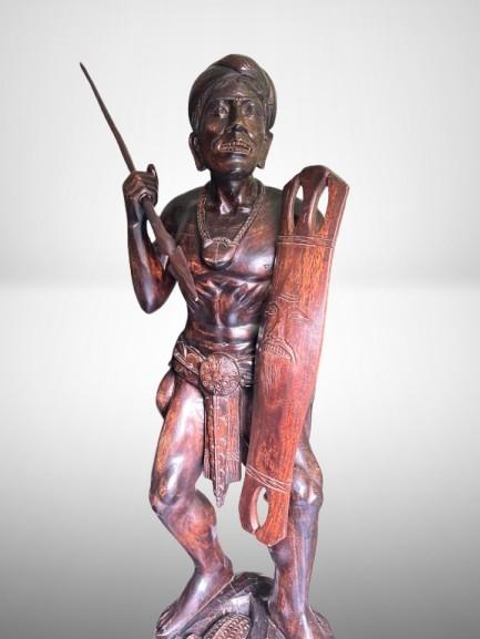 sculpture sur bois - grande statue en bois philippine asiati, Enlèvement