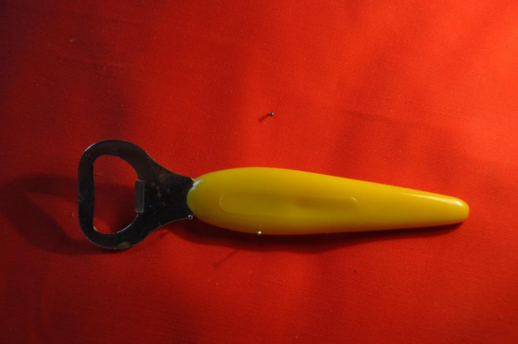 §  decapsuleur sans marque (53), Enlèvement ou Envoi, Utilisé, Ouvre-bouteille, Autres marques