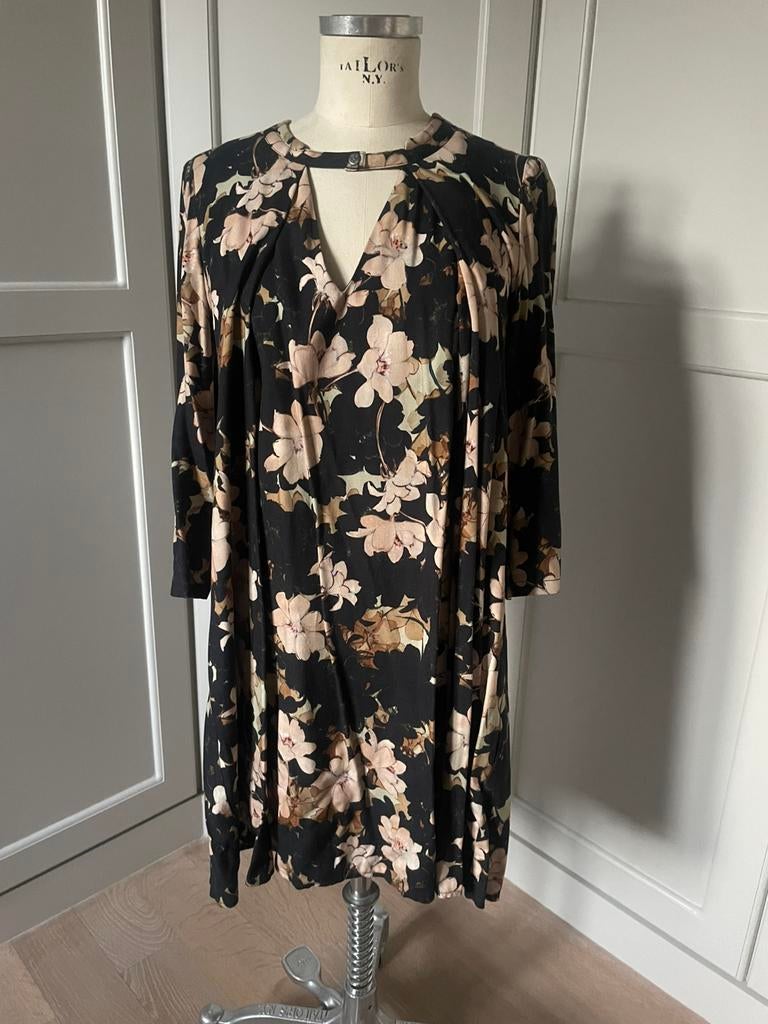 Jurk Julia June 38, Kleding | Dames, Jurken, Ophalen of Verzenden, Zo goed als nieuw