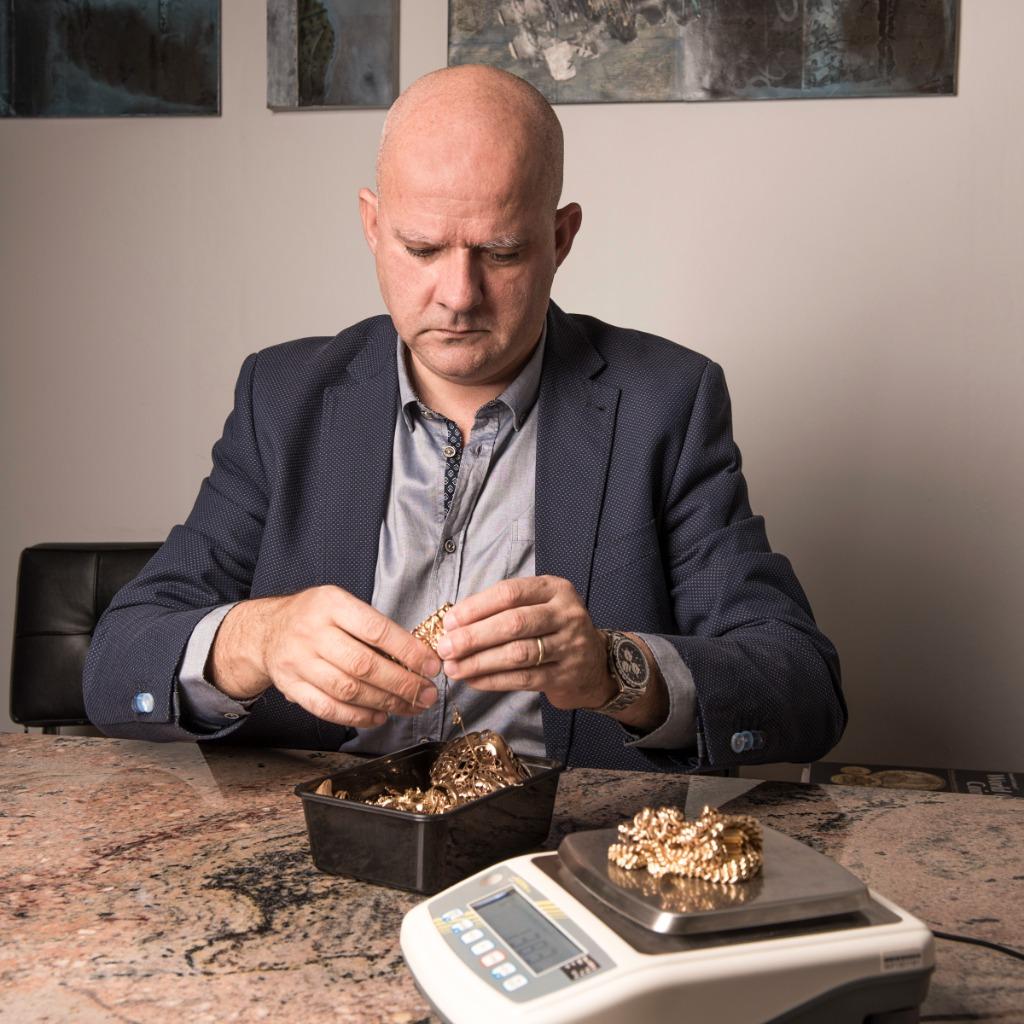 Gratis schatting van uw oude of antieke juwelen en oud goud, Ophalen, Goud