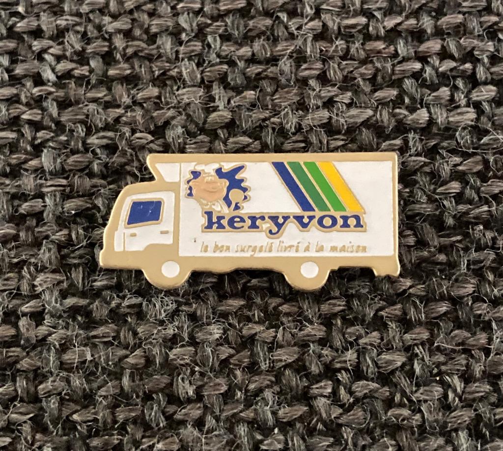 PIN - KERYVON - VRACHTWAGEN - CAMION, Envoi, Utilisé, Transport, Insigne ou Pin's