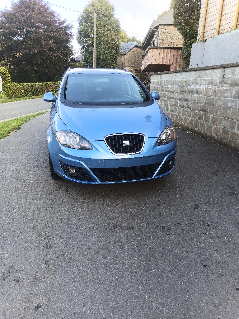 Seat Altea XL 2014 I-Tech 1,6 TDI 105 pour EXPORT, Auto's, Seat, Voorwielaandrijving, Euro 5, Zwart, Blauw