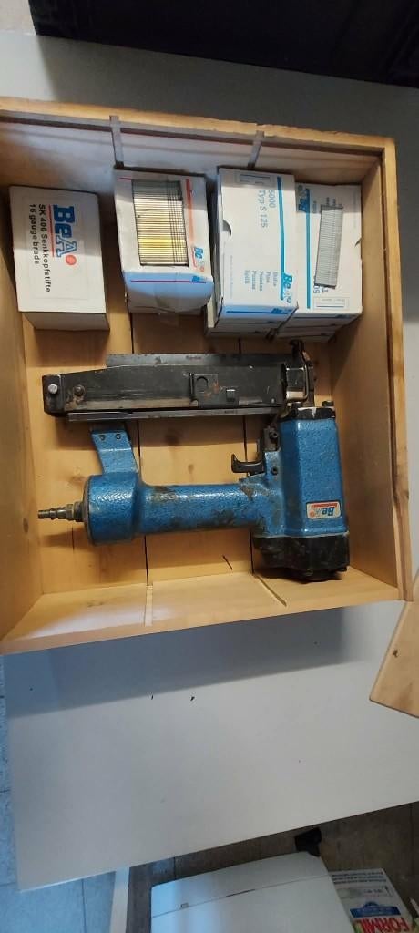 Spijkerpistool, Doe-het-zelf en Bouw, Gereedschap | Handgereedschap, Gebruikt, Ophalen
